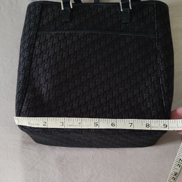Christian Dior Monogram Black Tote Bag - Picture 9 of 14